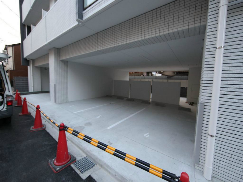ヒルサイドコート 駐車場