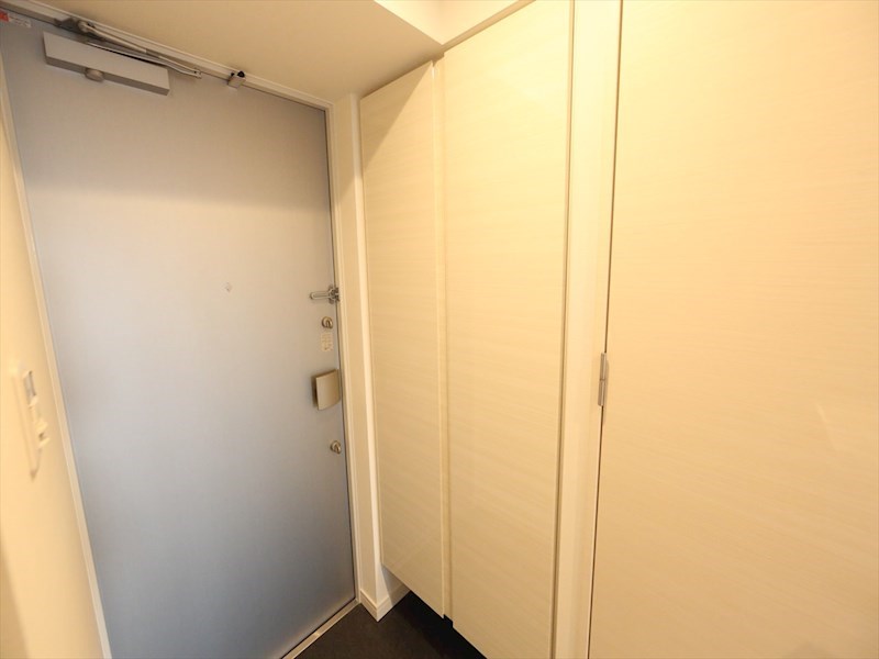 Ｓ－ＲＥＳＩＤＥＮＣＥ志賀本通 玄関
