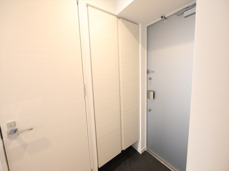 Ｓ－ＲＥＳＩＤＥＮＣＥ志賀本通 玄関