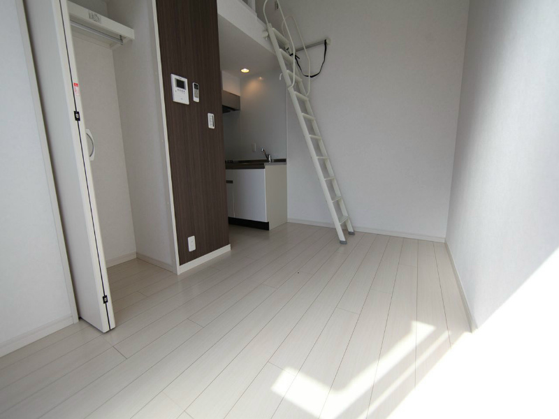 シャンティ中島 リビング