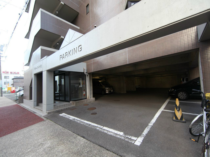 モナークみずほ 駐車場