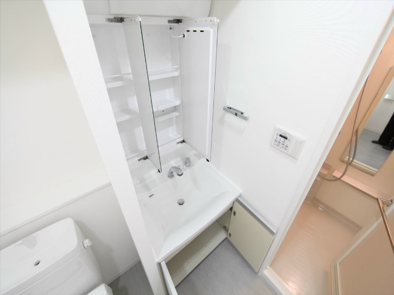 CORNES　HOUSE　NAGOYA 洗面所
