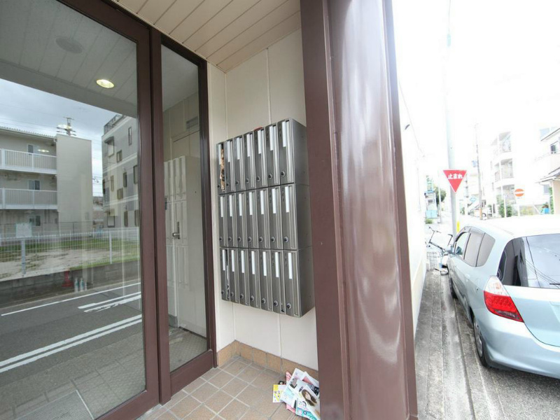 リエス尾頭橋 エントランス