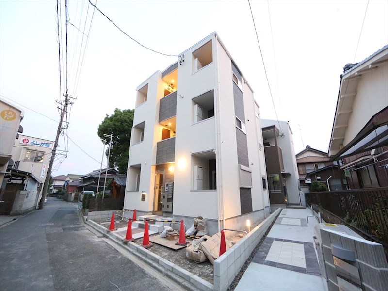 フェリシア荒子 外観