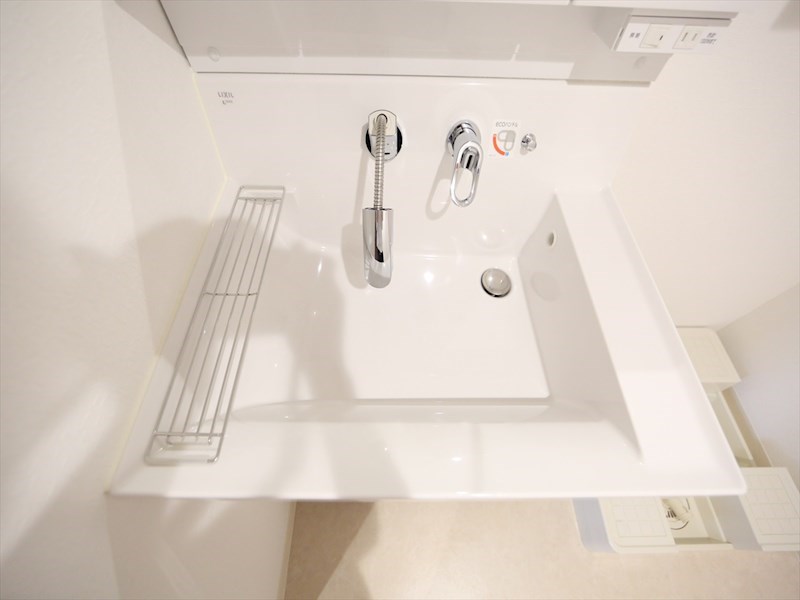 ヴェルム東別院 洗面所