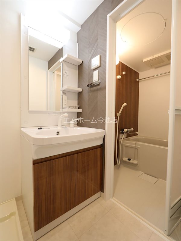 S-RESIDENCE堀田North（ノース） 洗面所