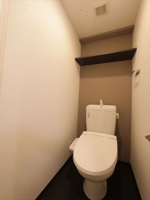 アドバンス名古屋モクシー トイレ