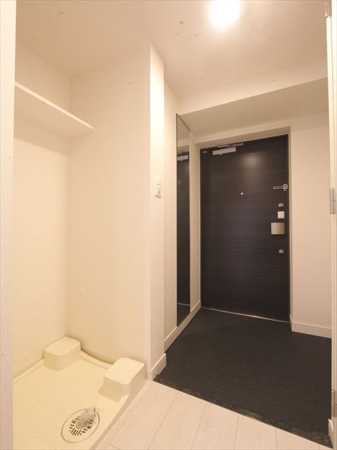 アドバンス名古屋モクシー 玄関