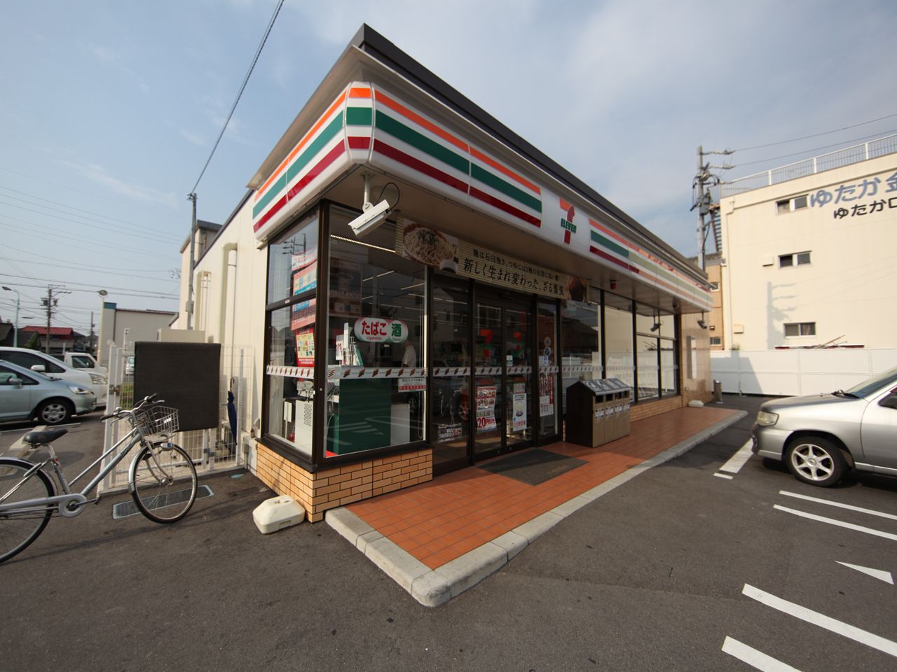 マーリエ名古屋南 コンビニ