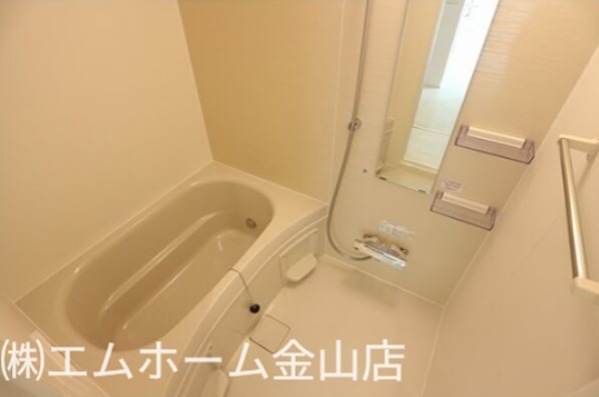 Grandtic Moralis N 風呂画像