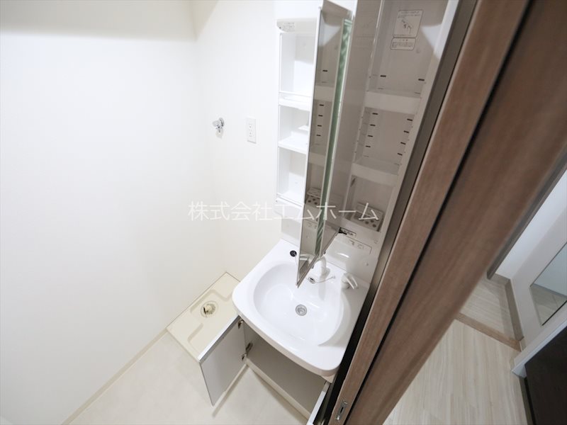 Ｓ－ＦＯＲＴ熱田六番 洗面所