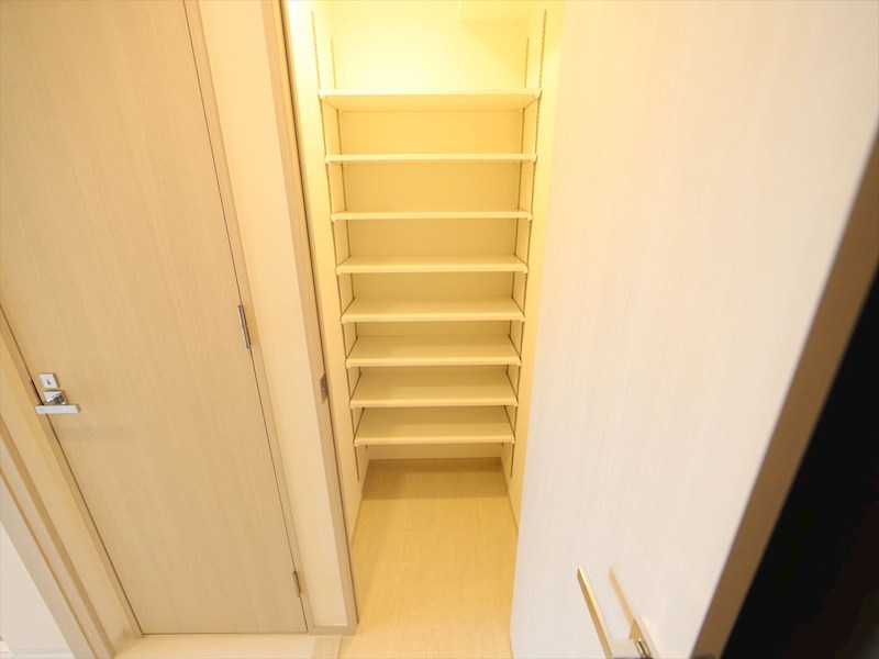 ブランシエスタ金山北 玄関