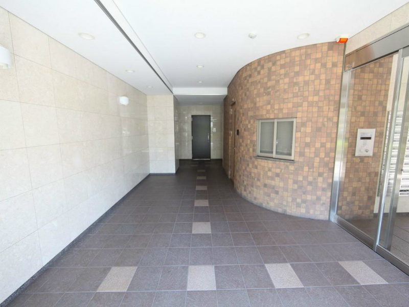 ＡＸＩＳ桜通内山 エントランス