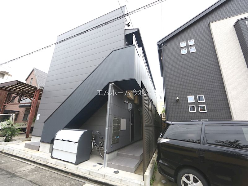 クリオス神宮前 外観