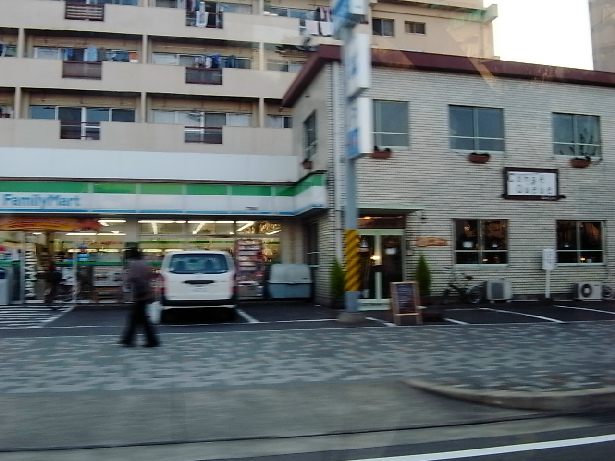 ソレイユ大宝 コンビニ