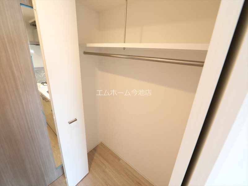 エスリード今池ルミナス 収納