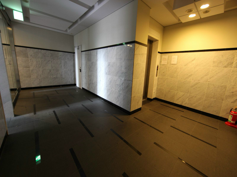 プロシード新栄 エントランス