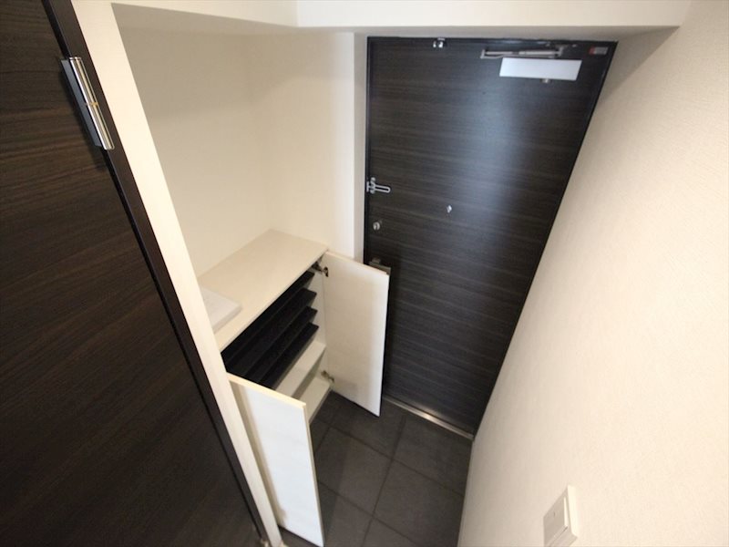 S-RESIDENCE名駅南 玄関