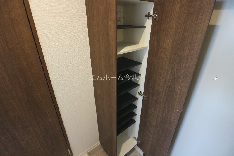 R-Smart大曽根 玄関