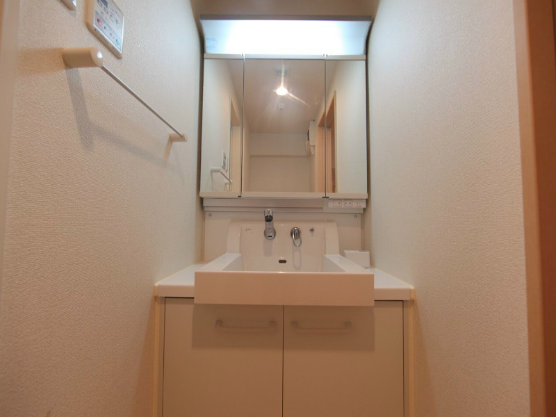 キャトルセゾン代官町 洗面所