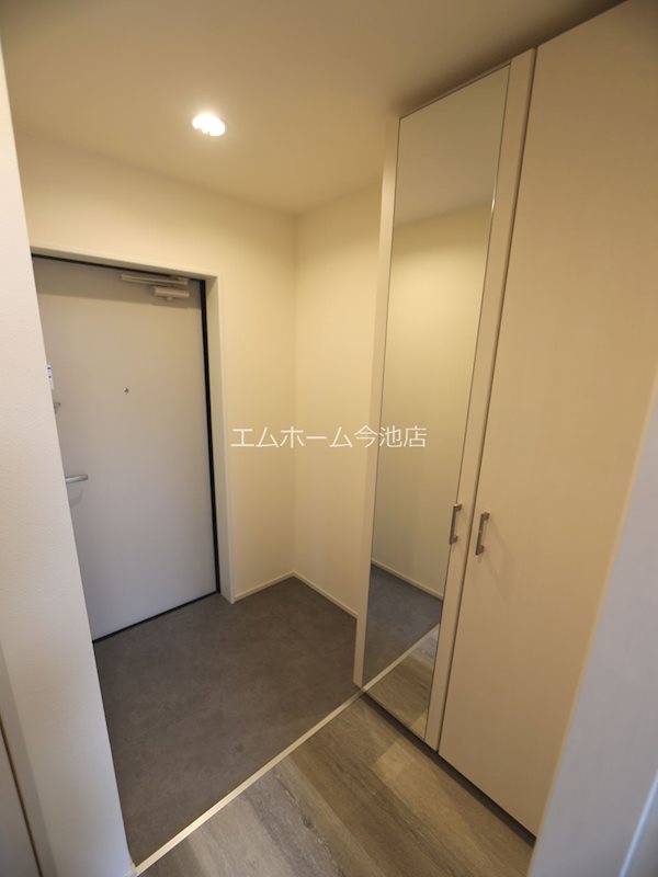 プライムシールド寺崎 玄関
