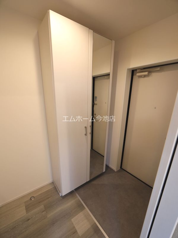プライムシールド寺崎 玄関
