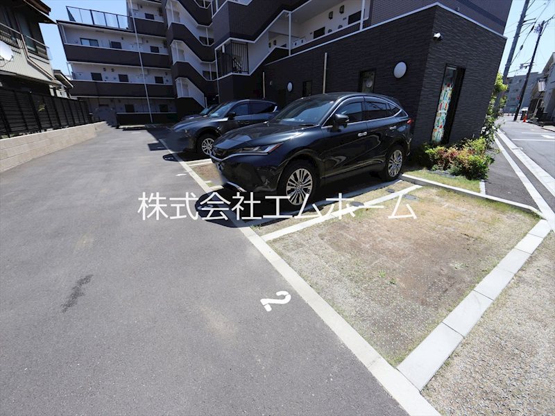 CREST TAPP太閤通 駐車場