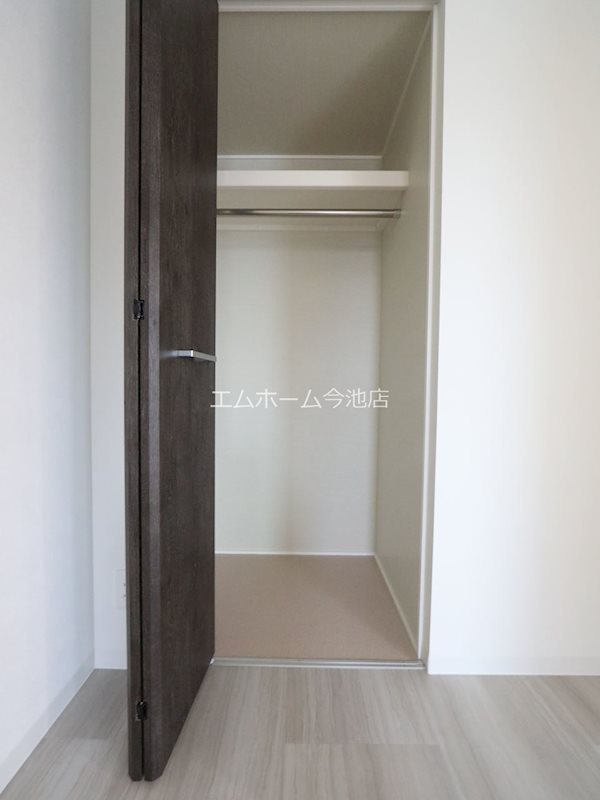 Adel Dorf 本郷 収納