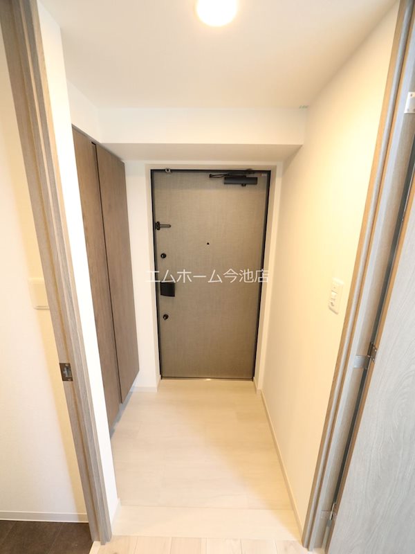 S-RESIDENCE高岳clarity 玄関