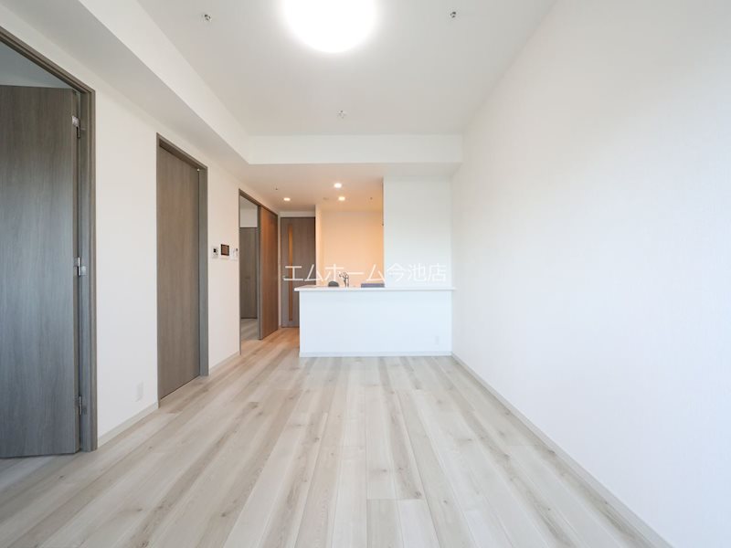 S-RESIDENCE高岳clarity リビング