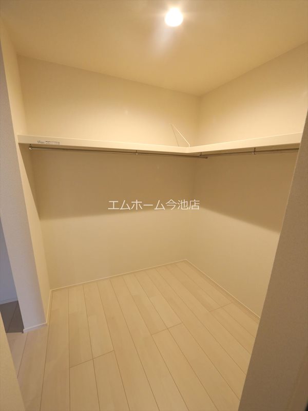 REGALEST伝馬町南 収納