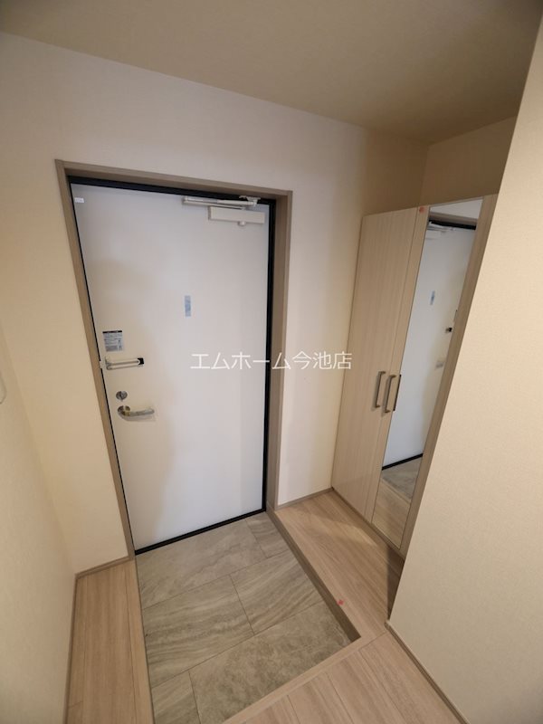 仮称）菊園町四丁目アパート 玄関