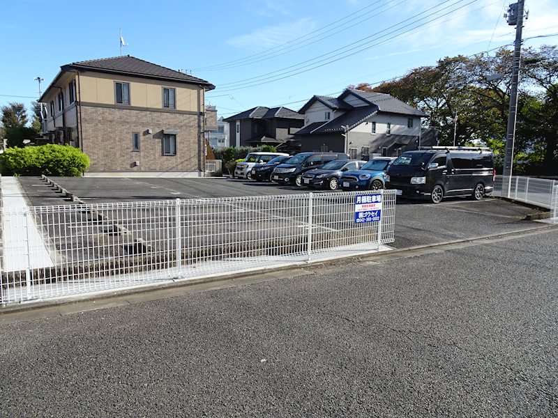スプレンダー駐車場 