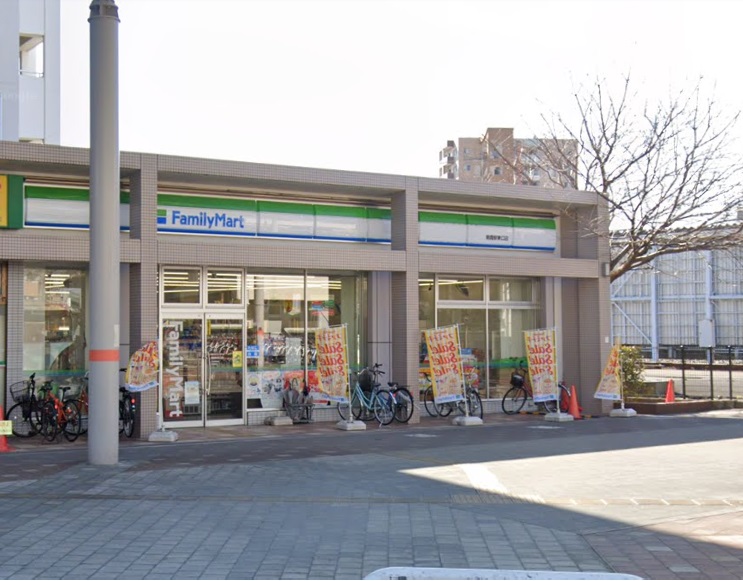 朝霞市仲町2丁目貸家 コンビニ