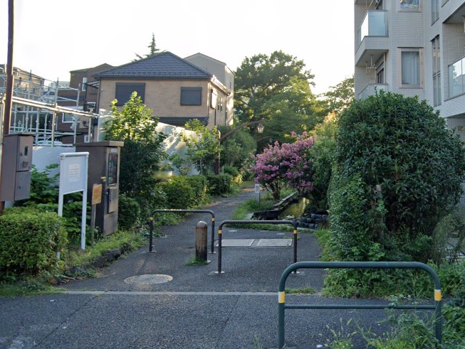 パラッツォ・グラティオーソ 公園