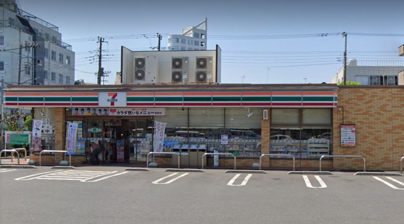 エソール戸田22 コンビニ
