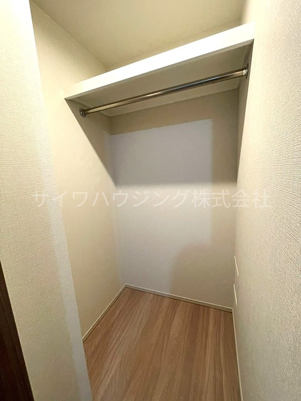 レーベン川口元郷Sta.Front 収納