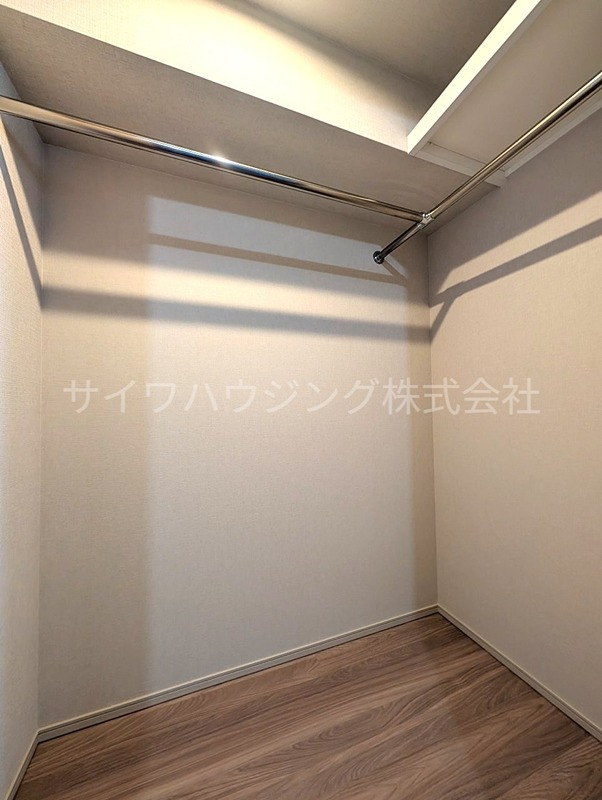 レーベン川口元郷Sta.Front 収納