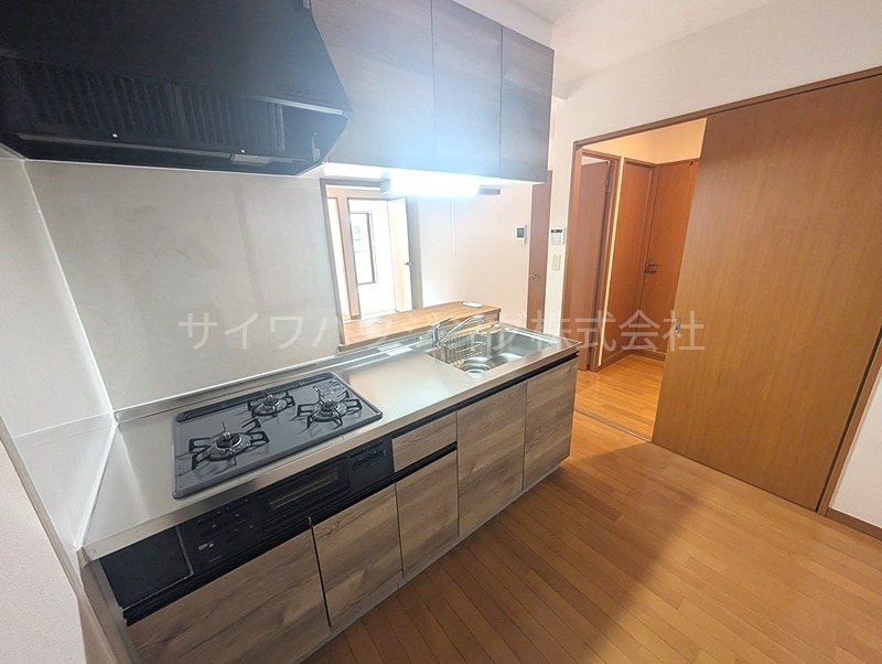 パインクレスト その他
