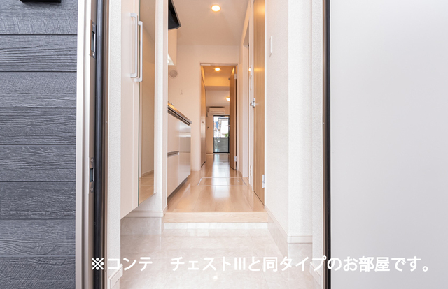 ヒカルサ川口芝西 玄関