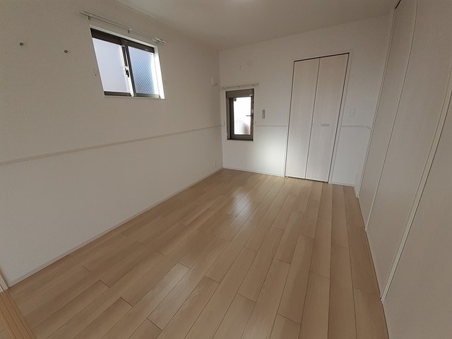 スプリングアイ その他
