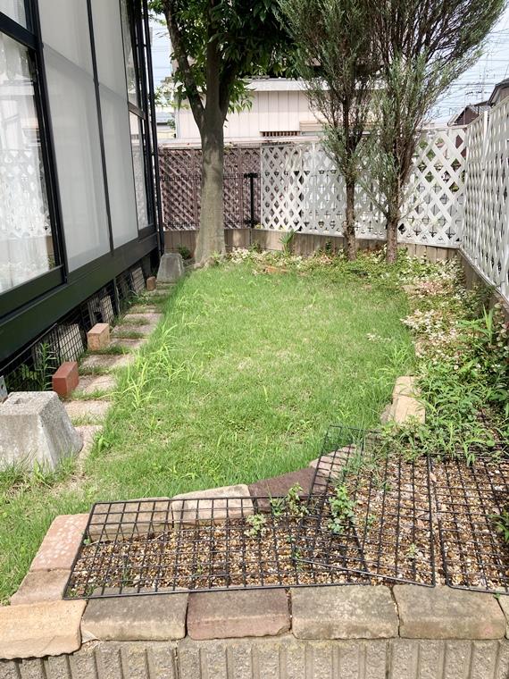 里戸建 庭