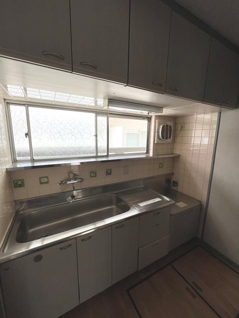 蕨市北町５丁目戸建て キッチン