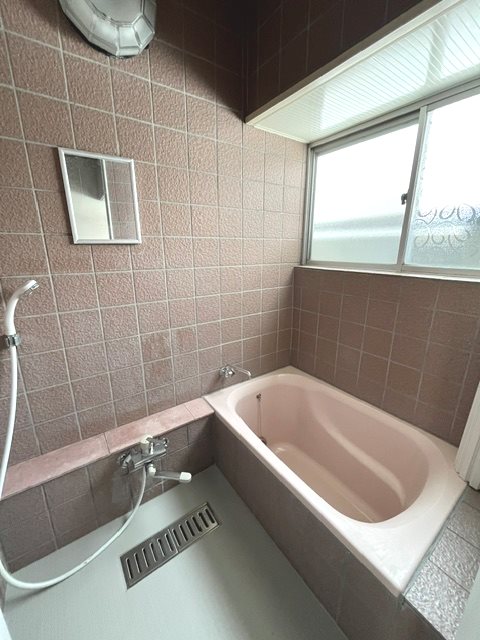 蕨市北町５丁目戸建て 風呂画像
