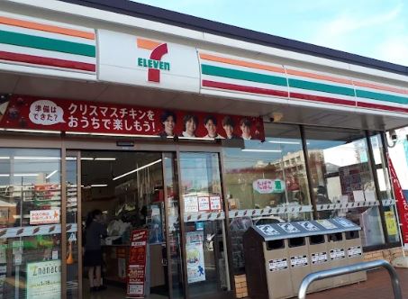 WAVE里 コンビニ