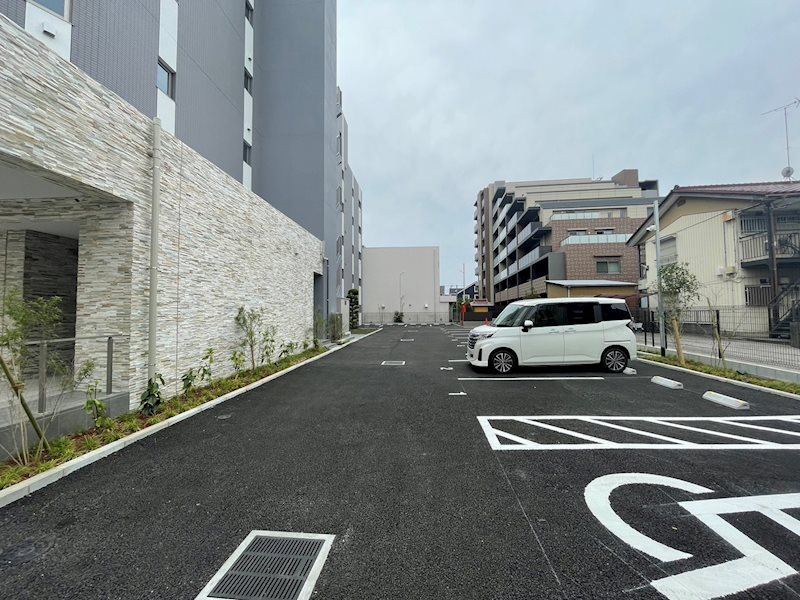Spica 駐車場