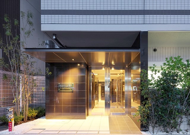 ラフィスタ芝新町 エントランス
