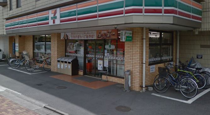 ウィステリア　フラット コンビニ