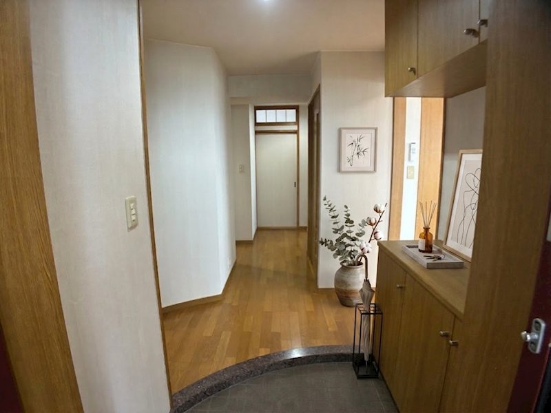 T-one MIYAHARA 　West B 玄関