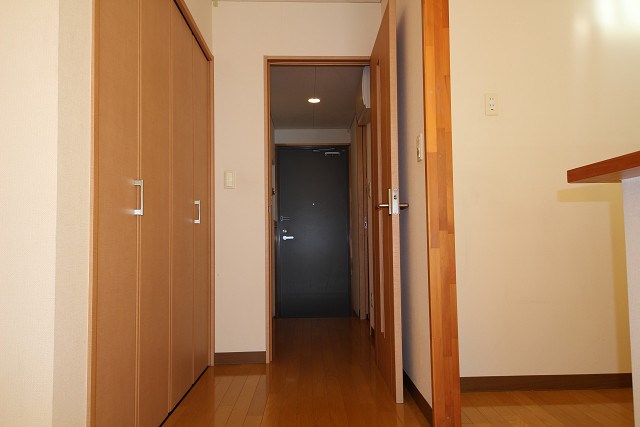 リベラルハイツ   玄関